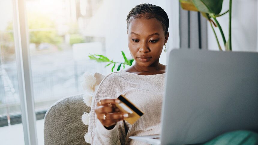 Things you need to know before closing your credit card in balance