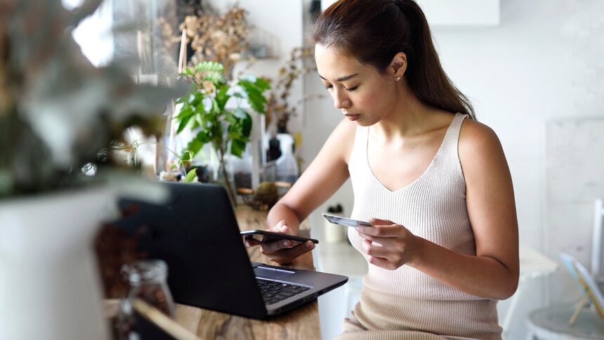 Is it better to repay my credit card or balance it?