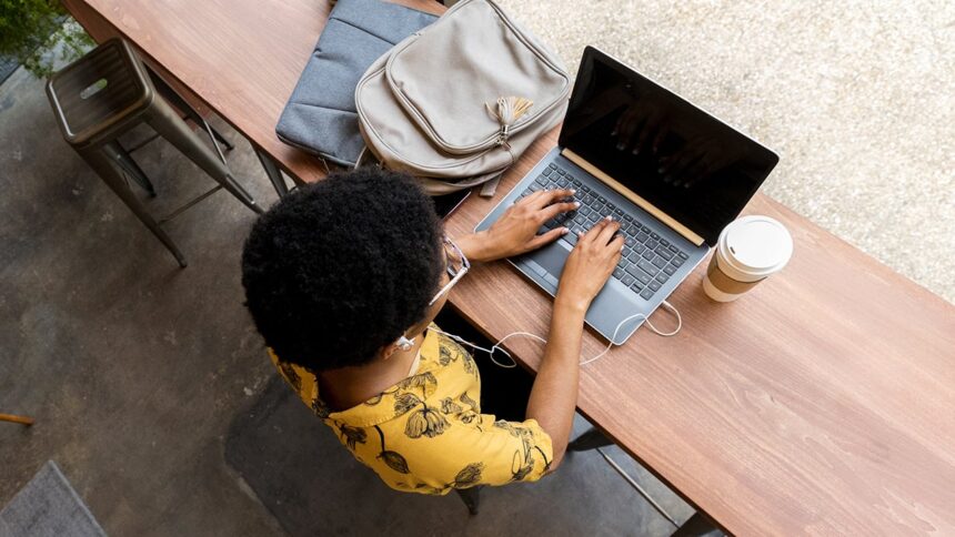 Pros and cons of student credit cards