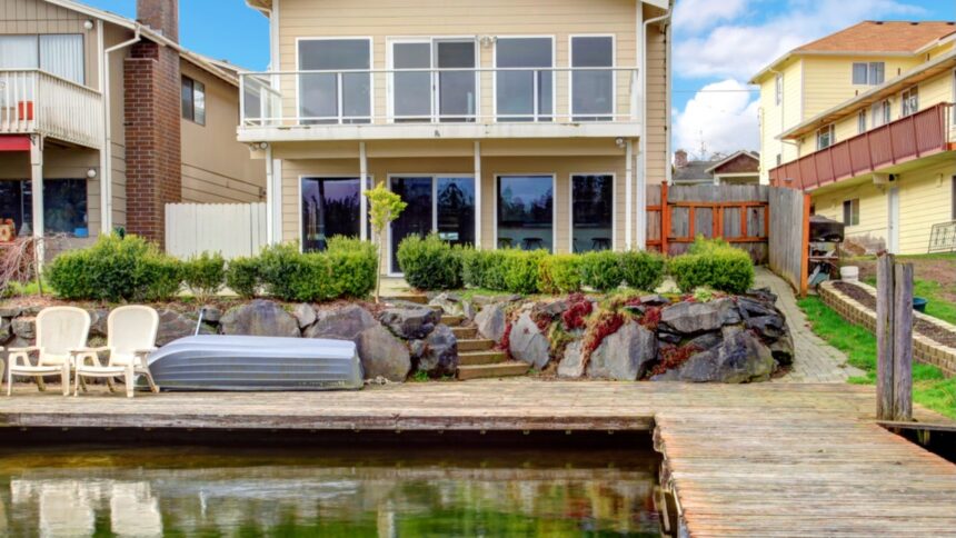 How much flood insurance do I need?