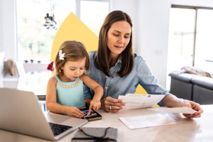 5 moms, five passes and shared commitment to financial health