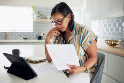 What happens to car insurance when the policyholder dies?