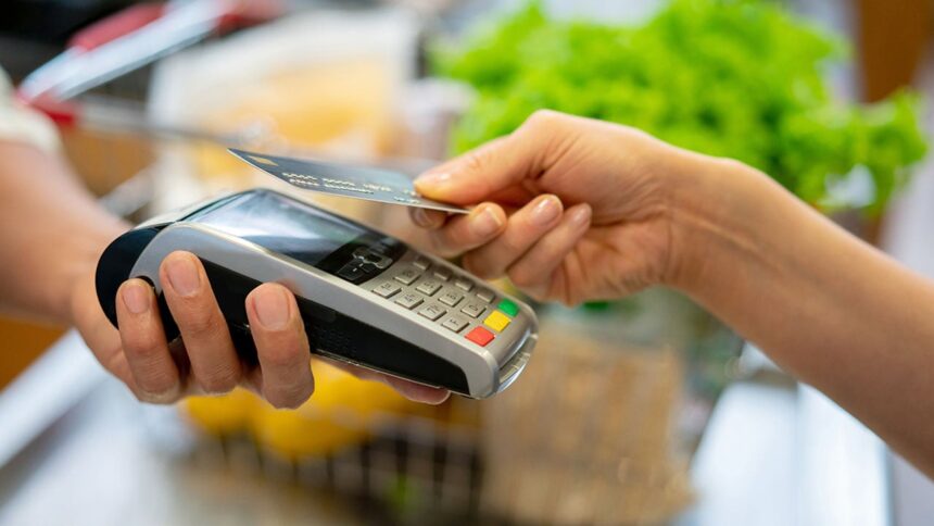 What income do I need to earn a credit card?